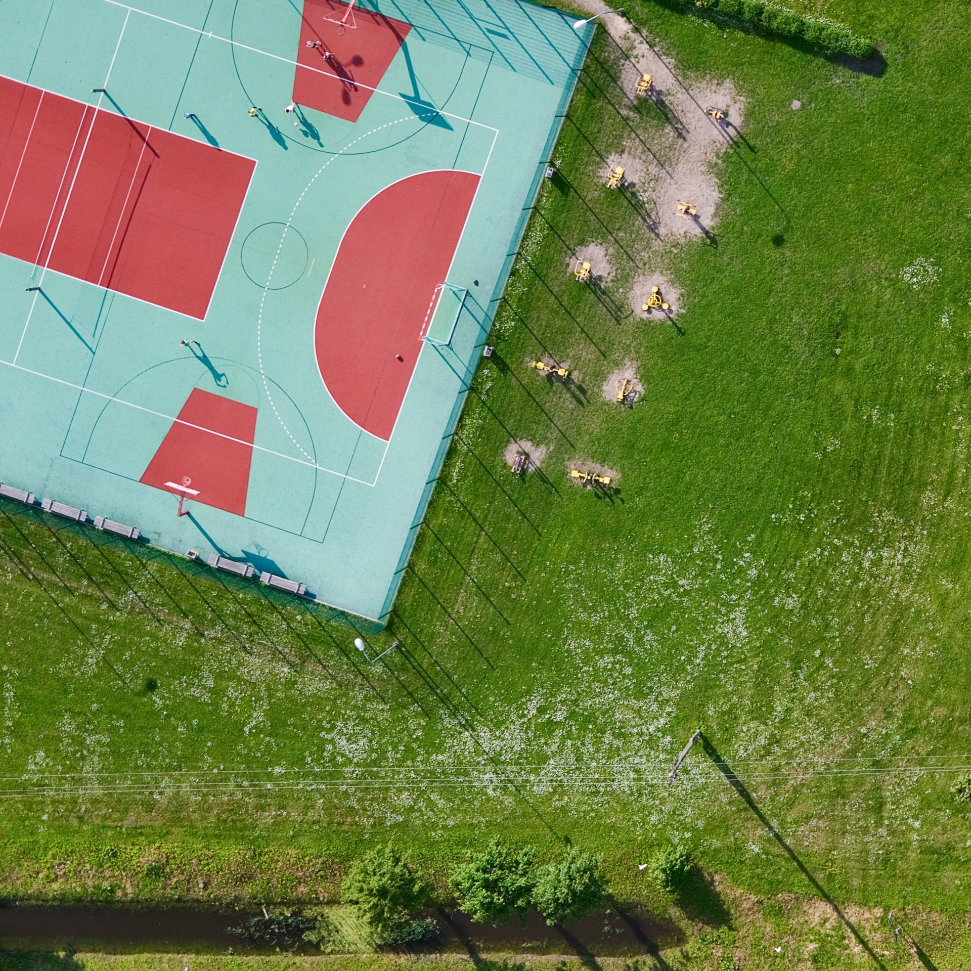 Completed four-color EPDM play area from above